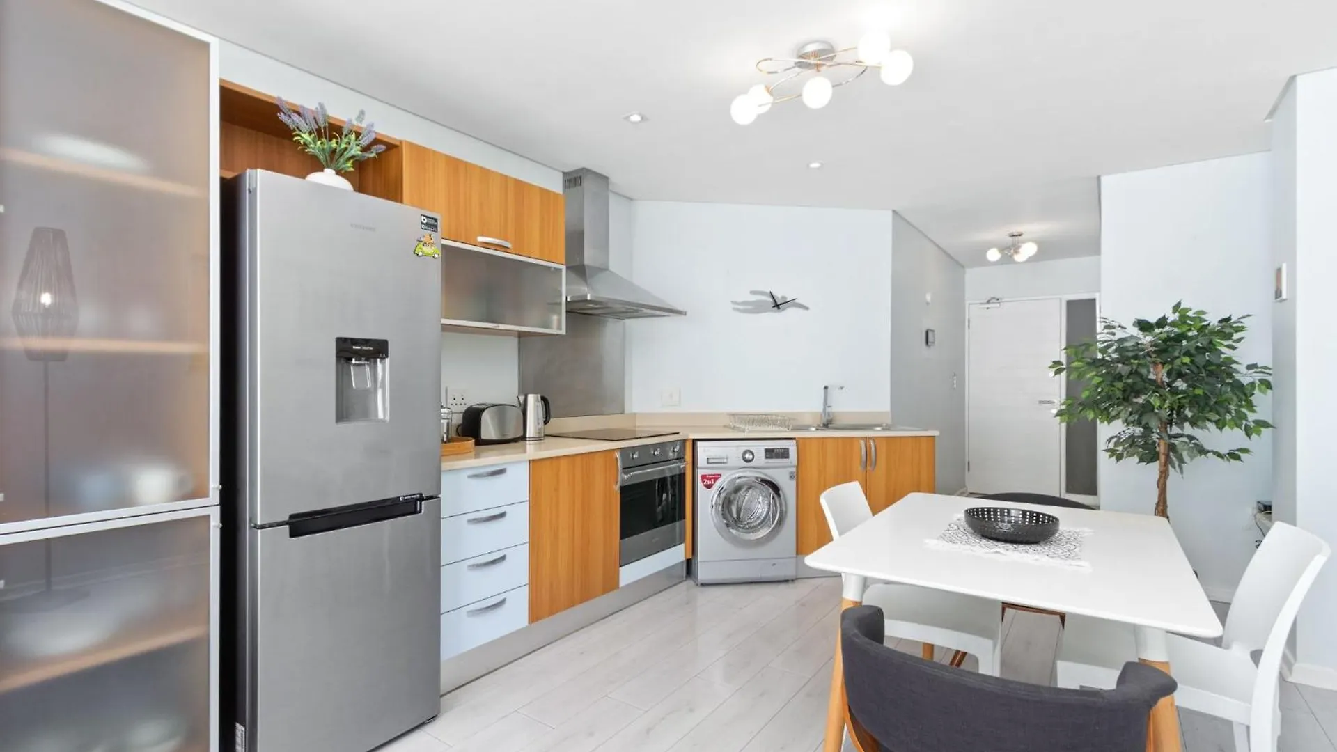 Daire Green Market Place By Host Agents Cape Town